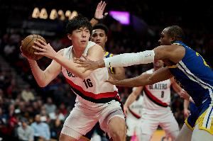 此前斯普利特负责球队内线的调教 他上任后对小杨使用会循序渐进