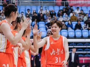 媒体人:内蒙古女篮欲以4369万的价格卖队 俱乐部仍在积极自救