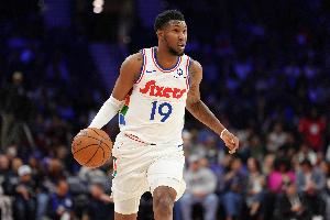 贾华子命中关键三分说了什么垃圾话？妈妈：说出来他要挨揍了